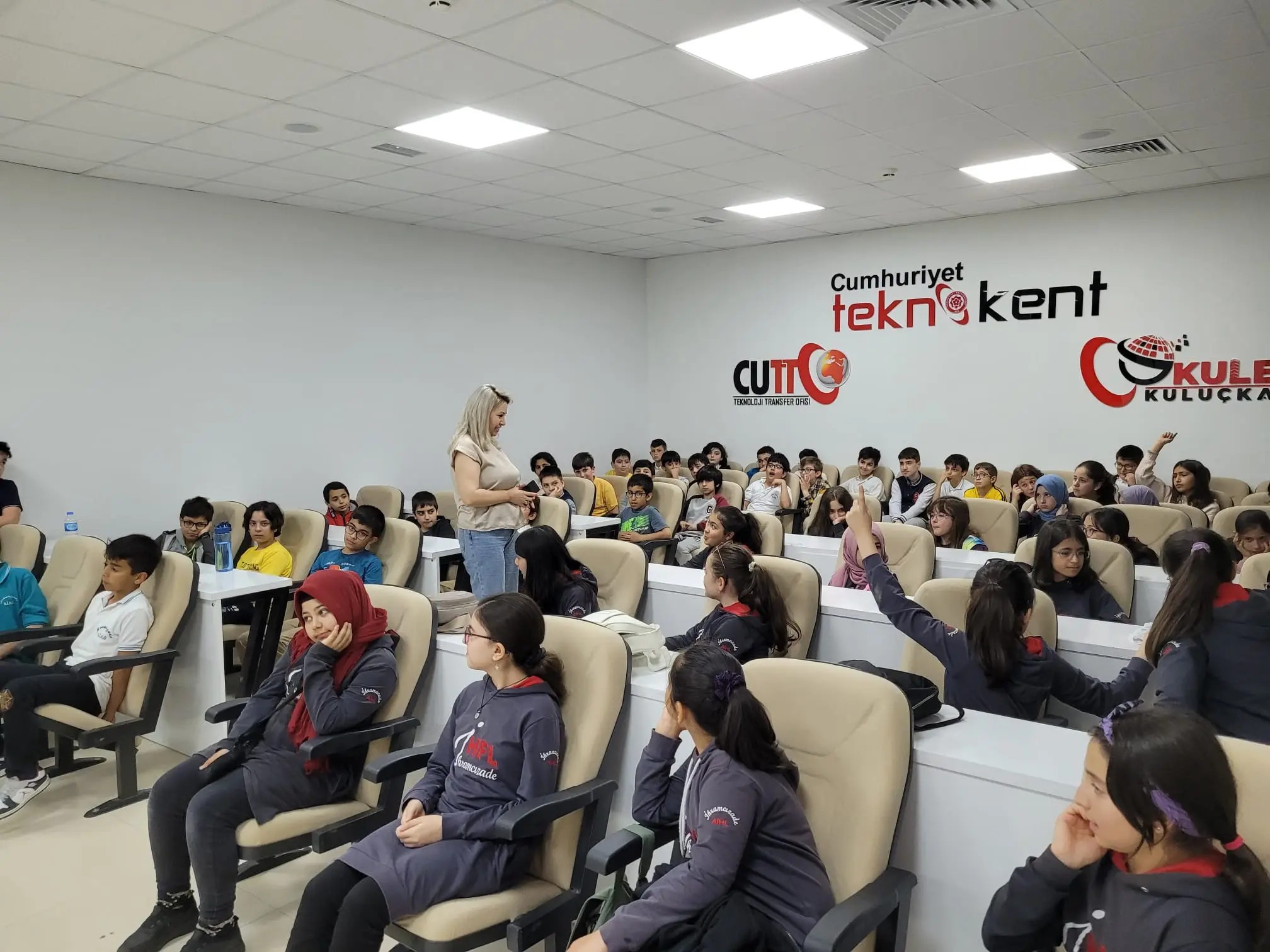 Sivas İhramcızade Ortaokulun’dan Cumhuriyet Teknokent’e Ziyaret